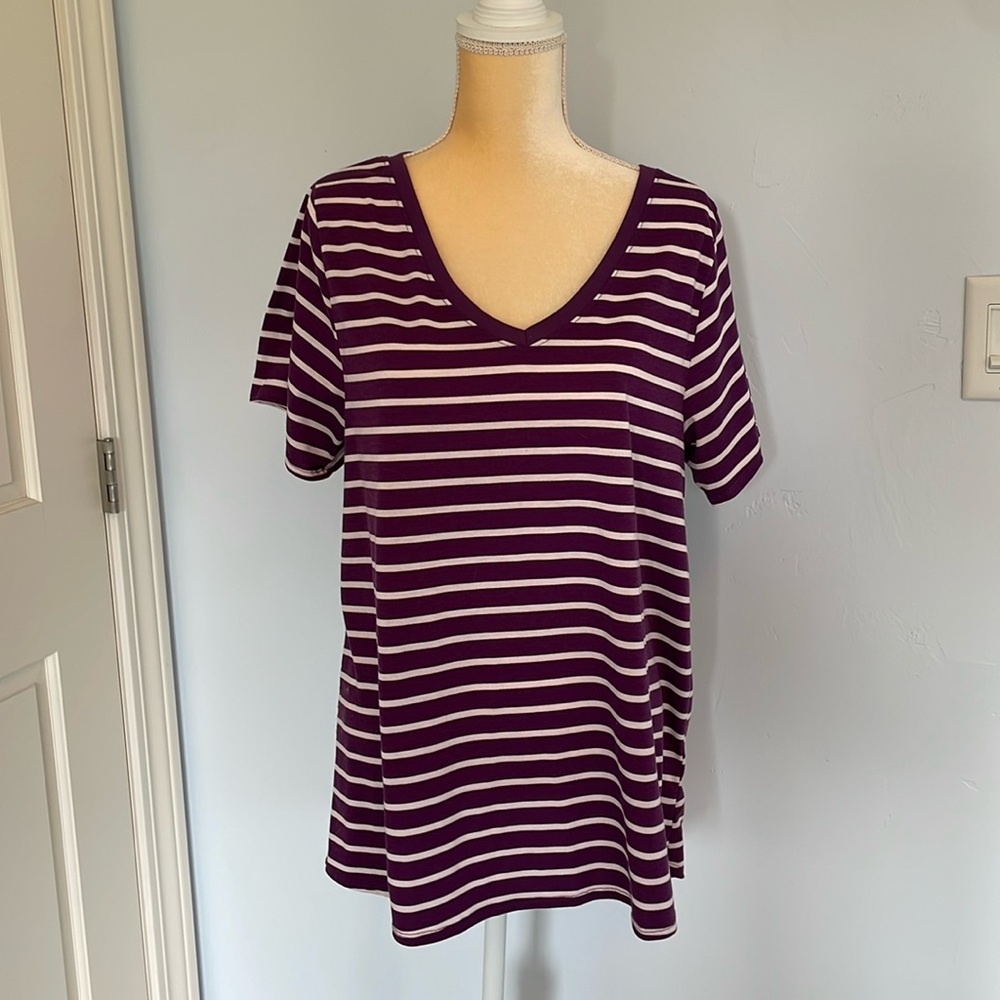 LuLaRoe Large Top Deep Purple and White
